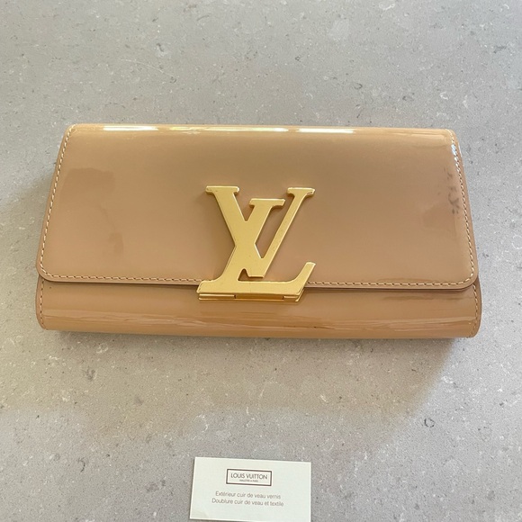 Louis Vuitton Louise Clutch - Picture 3 of 16